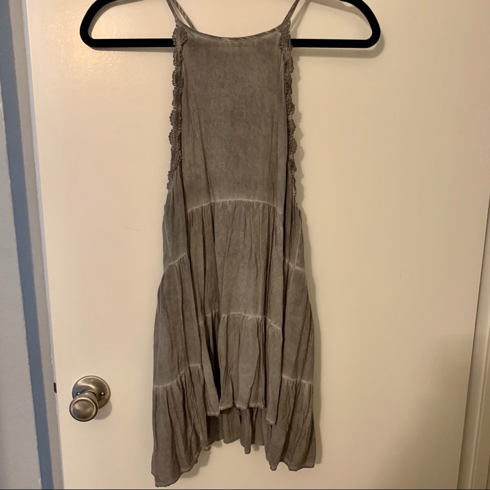 Boutique grey tank with lace detail